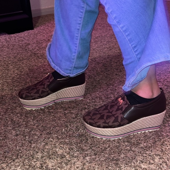 Michael Kors Wedges - Picture 2 of 2